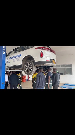 AA Service Centre team is undergoing intensive EV training with Moja EV using the Skyworth SUV. Get ready for top-notch electric vehicle service, ensuring your car is in expert hands. Experience the AA difference. #AAKenyacares #InspiringMobility | AA Kenya