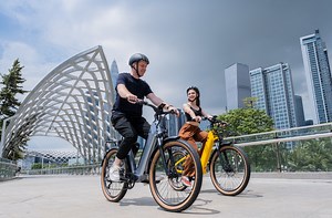 Watch Real Riding Experience of 26 inch Electric Commuter Bike on Amazon Live