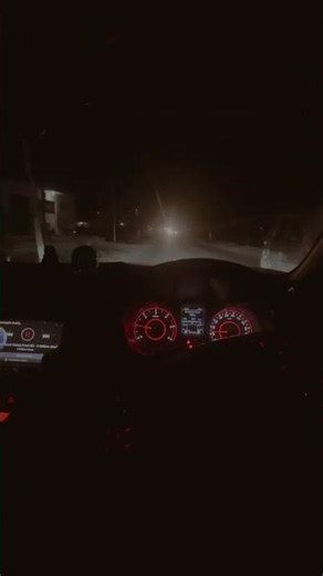 Hum logo ko mehannt humesha karti rehni chayie…. Kyunki duniya jeene nhi deti hai