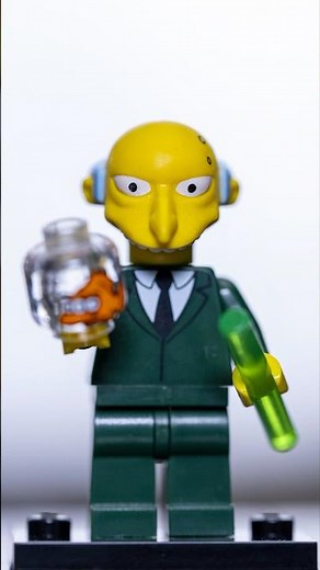 Burn It Down! ☢️ #Lego #LegoCMF #Minifig #Minifigure #TheSimpsons #AFoL #LegoFan #LegoBuilder