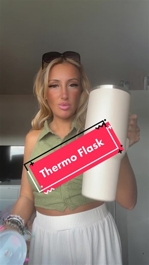 Giant Thermo Flask Review | Keep Drinks Hot or Cold