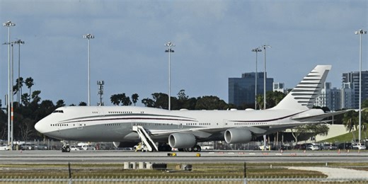 Republicans Raise Concerns Over Trump’s Plane Gift as He Heads to Qatar