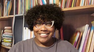 Who doesn't love a touching reunion? Stephanie from Stephanie Uncensored shares 6 of her favorite second chance romances featuring childhood sweethearts. | Harlequin