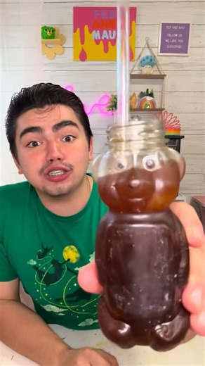 Fer and Mau Deleon ✨ | How To Make The VIRAL Starbucks Bear Cup 🐻☕️ #foryou #trending #viral #starbucks #starbuckscups #starbuckscoffee #bearcup #starbucksbear... | Instagram