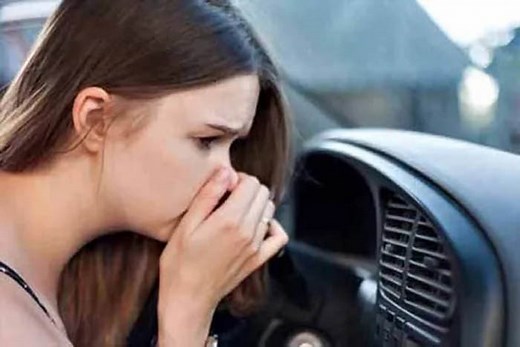 Car AC Smells Bad When First Turned ON: Causes & Fixing