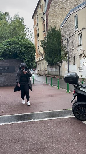 123K views · 1.8K reactions | ils ont vo. lé mon caleçon dans le métro | Kessié ossaka josiane | Facebook