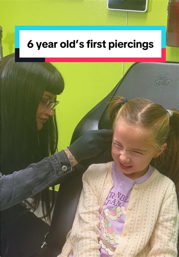 Little girls first ear piercing with me! NO PIERCING GUN 🚫 Done with a blade needle and no numbing cream. Earrings are implant grade titanium flatbacks :) sold in store 👍🏽 Available Sundays 12-7pm @piercingbarllc 📍 #piercingvideo #parents #kidsoftiktok #reaction #piercer