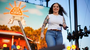 Stagecoach 2025: Ashley McBryde delivers stellar, no-frills performance