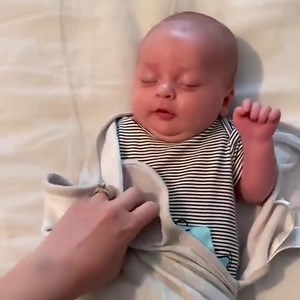 275K views · 10K reactions | The Baby Stretched To Wake Up | Newborn Baby | Facebook