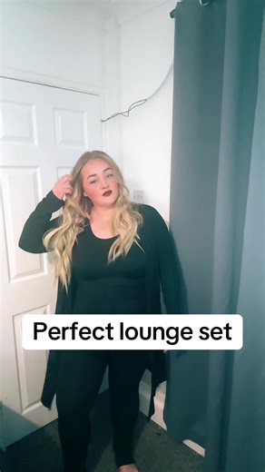 Jade Pearce (@jadepearceofficial)’s videos with ABRACADABRA by Qveen Herby - Qveen Herby