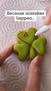 Yes, mistakes happen. Luckily, edible marker can be removed with a slightly dampened paper towel. You’re welcome. #cookiedecorating #sugarcookies #decoratedcookies #royalicing #cookietips | The Cookie Box Club