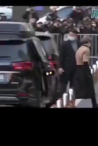 Jungkook wearing a down jacket in cold weather, but opens 3 buttons of his Polo long sleeve white shirt 🤔🤔 #fbreels #fyp #jikook #minggukie | Jikook Page