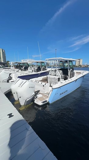 Exploring the Blackfin 272CC Fishing Boat Features