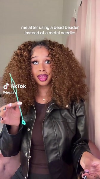 Beader vs Metal Crochet Hook: Reduce Snagging & Breakage
