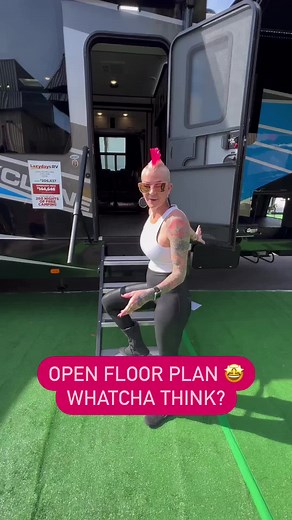 Exploring the Spacious Cyclone 4014 Floor Plan