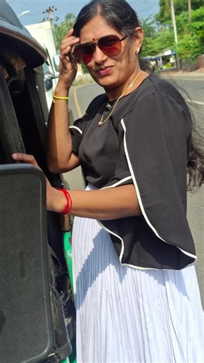 Explore the Latest Mix Songs Featuring Sri Lankan Artists