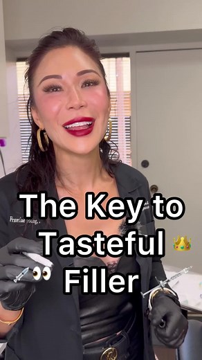 Filler can make a world of difference, especially when targeting key areas in the lower face! The goal? To reduce nasal labial folds and smooth out early signs of jowling, giving you a more defined, youthful look—without looking “done.”✨ Here’s what we focused on: Nasolabial Fold: Softened deep smile lines. Marionette Lines: Lifted and smoothed the lower face. The result? A beautifully refreshed and lifted lower face, with natural-looking balance and definition. 💫 #FillerTransformation #LowerFa