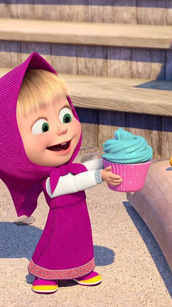 April Fool's Day 🤪👋 #AprilFoolsDay #MashaAndTheBear #Shorts #cartoonforkids #kids #animation
