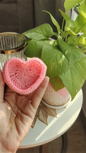 make your vanity look aesthetic ✨💓🌷#shorts #crochet #heart #trending #diy #handmade