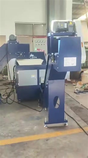 Scrap Metal Chips Compress Baler#scrapmetal #metal #balermachine #baler #compactor #aluminum #iron