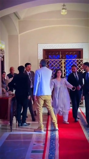 Sadiq Khan adozai luxury car's protocol #adozai #pti #achakzai #sadiqkhan #sk #cars #leader#shorts