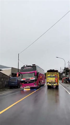 Blonk kanan dulu rekk #fypviralシ #fypviralシ #miniaturbus #busmania #basurimania #shortsviral