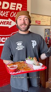 244 reactions · 27 shares |  LUNCH TRAY ALERT  If you want to know what Vinnie has for lunch. We’ll it’s an XL slice, and 2 mini sides + dip. Every weekday 11am-3pm, for just $10 ‼️ | Vinnie's Pies | Facebook