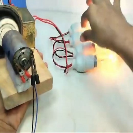 Making Ac 220V Free Energy Electricity 22000KW Generator From Speaker & Capacitor #fblifestyle #motor #viral #generator #trending | Amari Porter