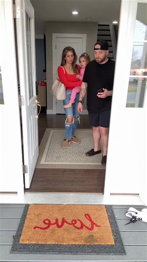 Houston we found the problem 🤔#couple #love #couplegoals #wedding #photography #couples #instagood #cute | daveandjanie