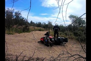 OOOPS! 😱😱😨 Dropped your bike!! Back problems, busted knee, shoulder issues! There can be many reasons why you cannot or should not lift your heavy bike.. Want to extend your riding career and keep riding your favourite bike, the MotoWinch may be your ticket to autonomy. With only 1,7kg (LC1500) and a packed size of 25x10x10 cm it is very compact and easy to store on your bike. | Eastbound