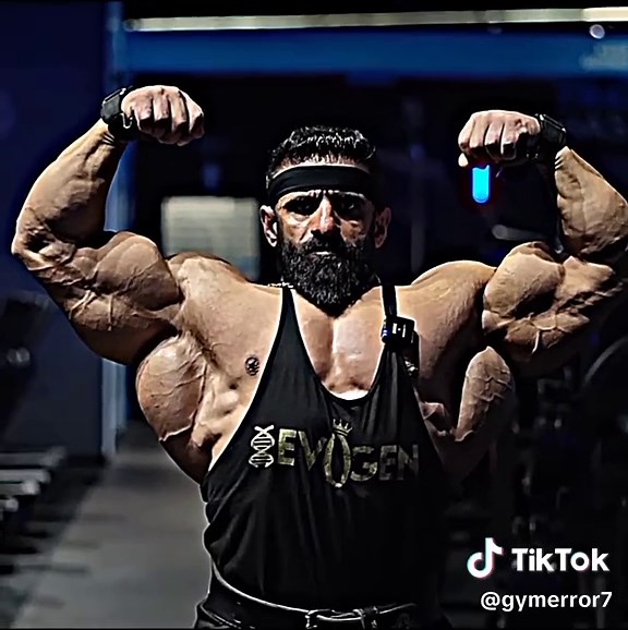 Persian Wolf Posing Routine: Gym Champion Hadi's Comeback
