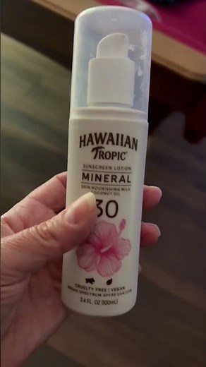 Hawaiian Tropic SPF 30 Mineral Sunscreen