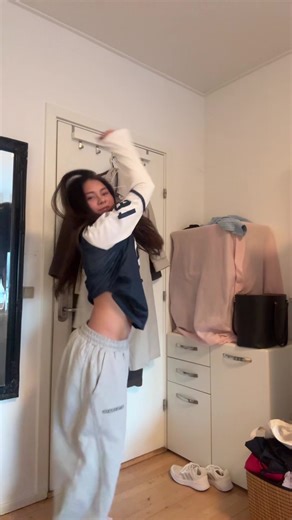 malisha_poynton_ (@malisha_poynton_)’s videos with original sound - just a gorgeous girl 🌺