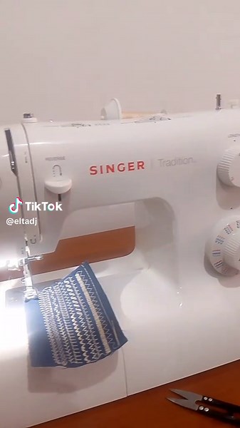 SINGER Sewing Machine: Features and Benefits Explained