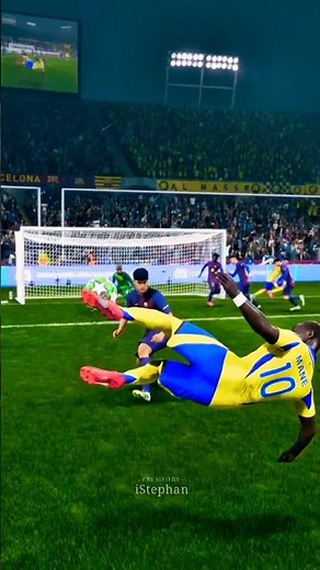 Ronaldo Teaches Yamal a Lesson 😭📚