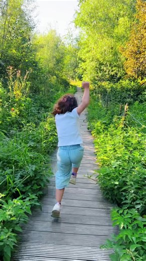 171K views · 10K reactions | Out and about in the old Belgian countryside | 小 Geo Geo | Facebook