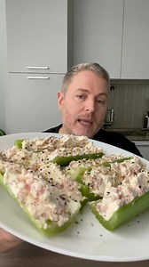 Celery and cream cheese snack, and my blood sugar. How does it affect my glucose levels? | Justin Richard