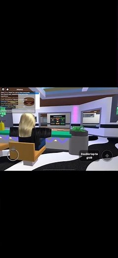 how i got serious dedication badge + trophy hat in roblox cook burgers (shorts)