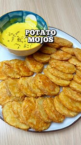 2.8M views · 5K reactions | 퐏퐨퐭퐚퐭퐨 퐌퐨퐣퐨퐬 퐰퐢퐭퐡 퐇퐨퐧퐞퐲 퐌퐮퐬퐭퐚퐫퐝 퐃퐢퐩 1 kg potatoes Cooking oil for frying Breading: 1/2 cup flour 1/4 cup cornstarch 1 pack breading mix 1/2 tsp salt 1 tsp paprika 1 tsp garlic powder 2 eggs 2 tbsp milk Pinch of salt Dip: 1/2 cup mayonnaise 2 tbsp mustard 1 tbsp ketchup 1 tbsp honey Salt to taste | Hungry Mom Cooking | Facebook