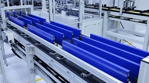 Geely's new battery boasts 50-year service life, 3,500 charge cycles