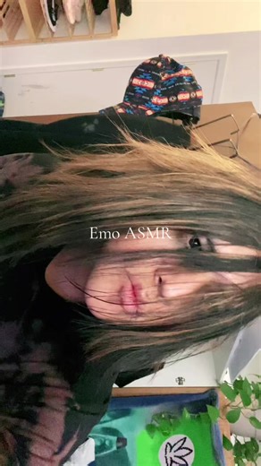 #emo #asmr #lofiasmr #tingles #fyp | ASMR