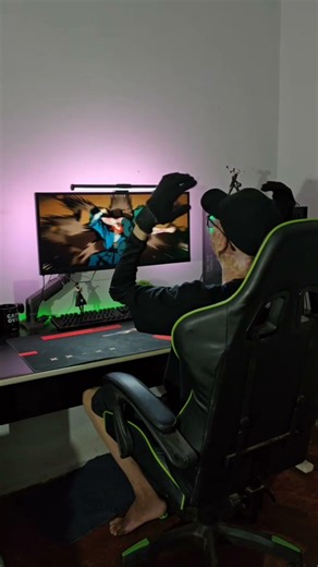 Daniel Gamer ANIME Maki vs Naoya