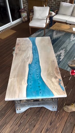 2.4K views · 13 reactions | 30 x 60 beach inspired reveal with Odie’s Dark Oil by @fatcatwoodworks ☀️️ From the floors you walk on to the surfaces you eat from and everything in between! Odie’s - The Universal Finish! #odiesoil | Odie's Oil | Facebook