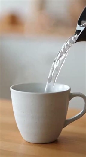 The Science Behind Boiling Water #boiling #boilingwater #water #science #sciencefacts #facts