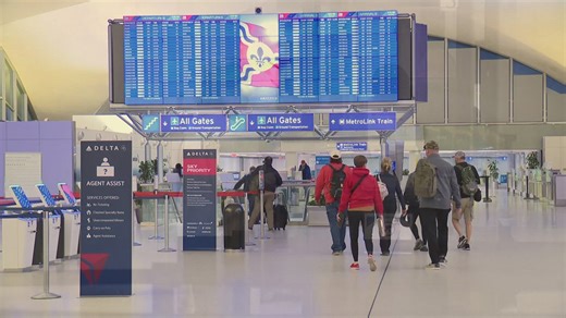 Expert tips for navigating airport crowds, getting to your last-minute summer vacation destination