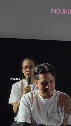 Laut Bercerita: Sebuah Perlawanan Melalui Seni