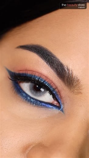 Sonicka | Eye Makeup & Beauty on Instagram: "Serving electric vibes ⚡ All about that electric blue glam. Products in the Frame: 💐Sugar Blend The Rules Eyeshadow Palette - Warrior 💐Lakme Eyeconic Kajal - Royal Blue 💐CAL Losangeles Single Shade Eyeshadow - Glitter Silver 12 💐Maybelline Colossal Mascara Electric blue , eye makeup , Bold eyeshadow look , Glam blue makeup , Vibrant eye makeup , Electric makeup trend , blue Kajal eyeshadow tutorial , easy Kajal eyeliner , college makeup trend , gr