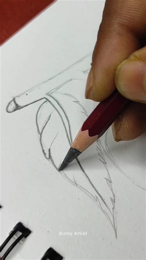 Freehand Leaf Sketching 🌿 #artwork #pencilart #artreels #freehandsketch #drawing #artist #artshorts