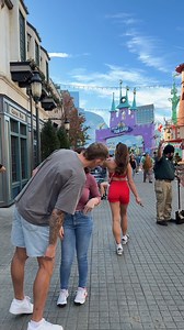 Alert stranger saves the day 😂 #couple #funny #fblifestyle | Jamie and Blake