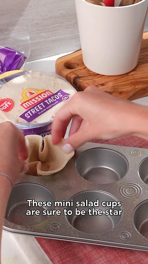 Mini Salad Cups made with Mission Street Taco Flour Tortillas = the ultimate tailgate snack. Fresh, fun and bite-sized, guaranteed to score big on game day 🥗 | Mission Foods